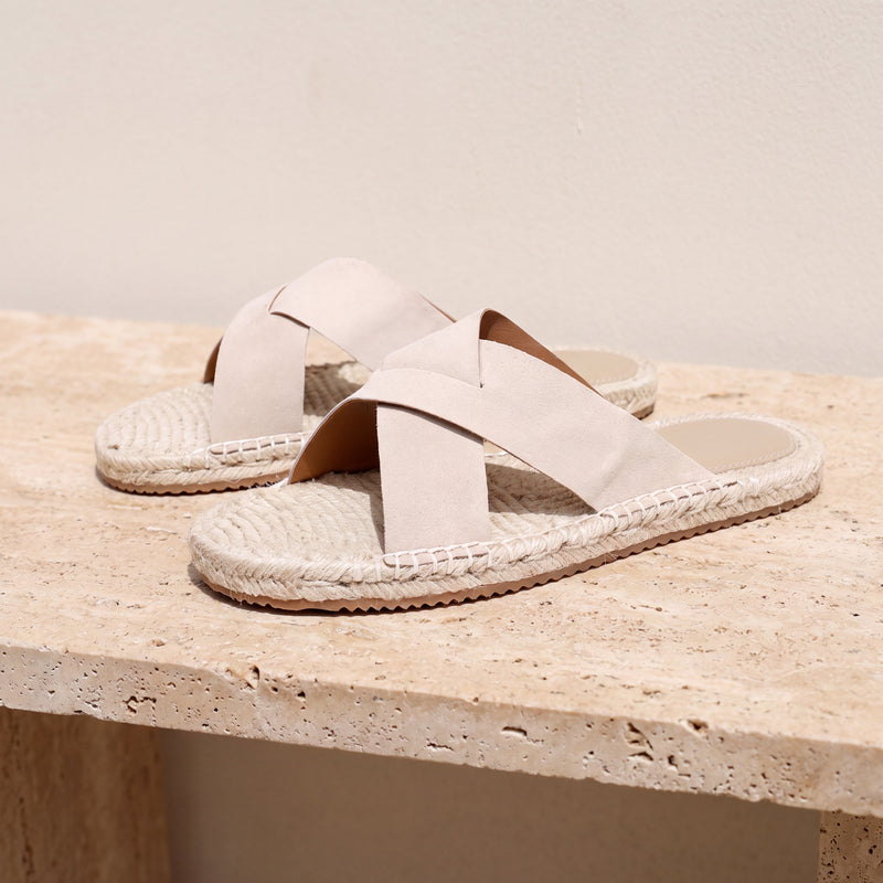 NOBA Resort Sandal Off White lifestyle
