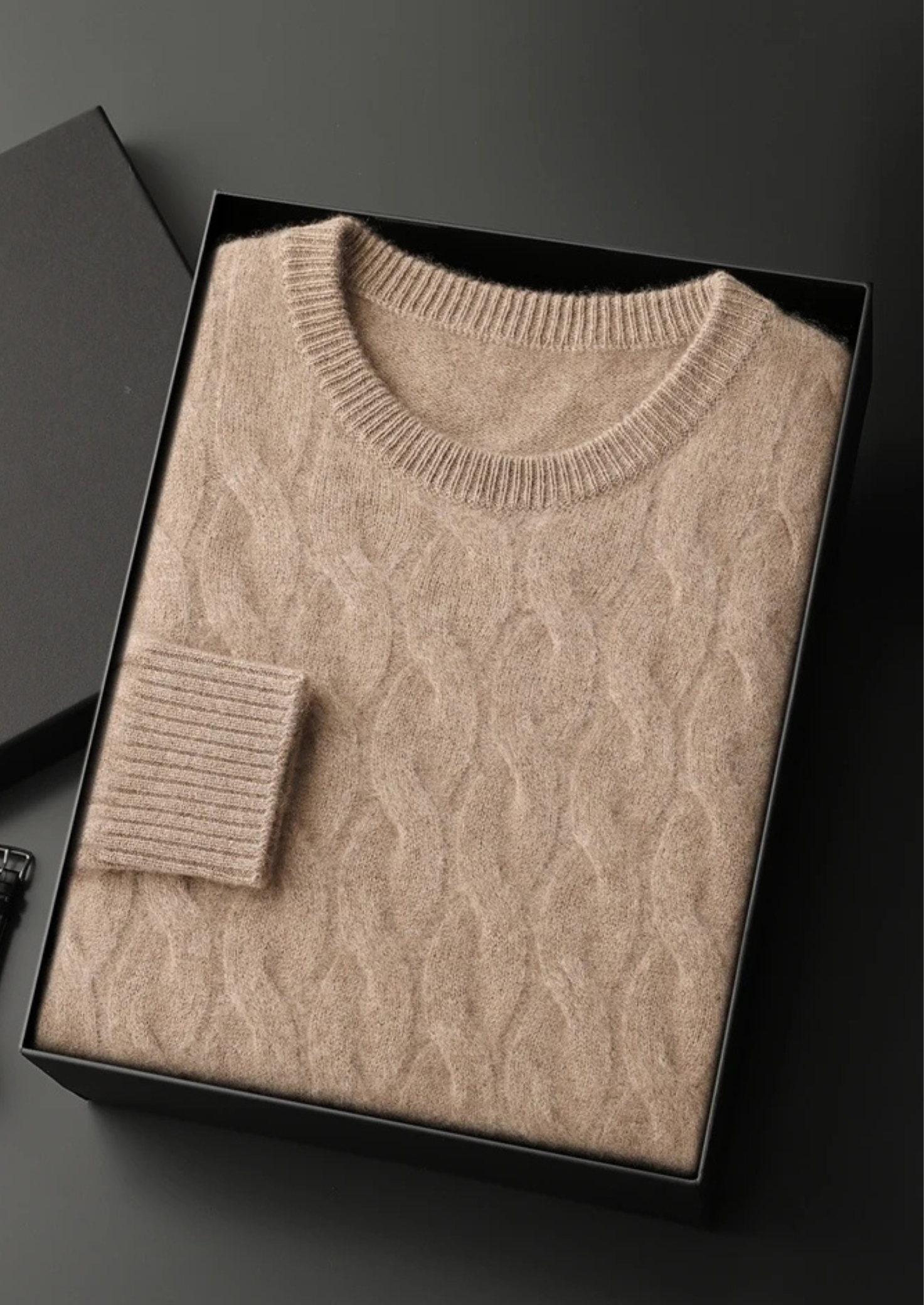 NOBA WOOL CABLE CREWNECK