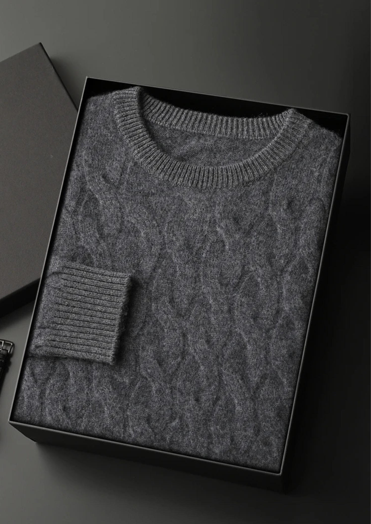 NOBA WOOL CABLE CREWNECK