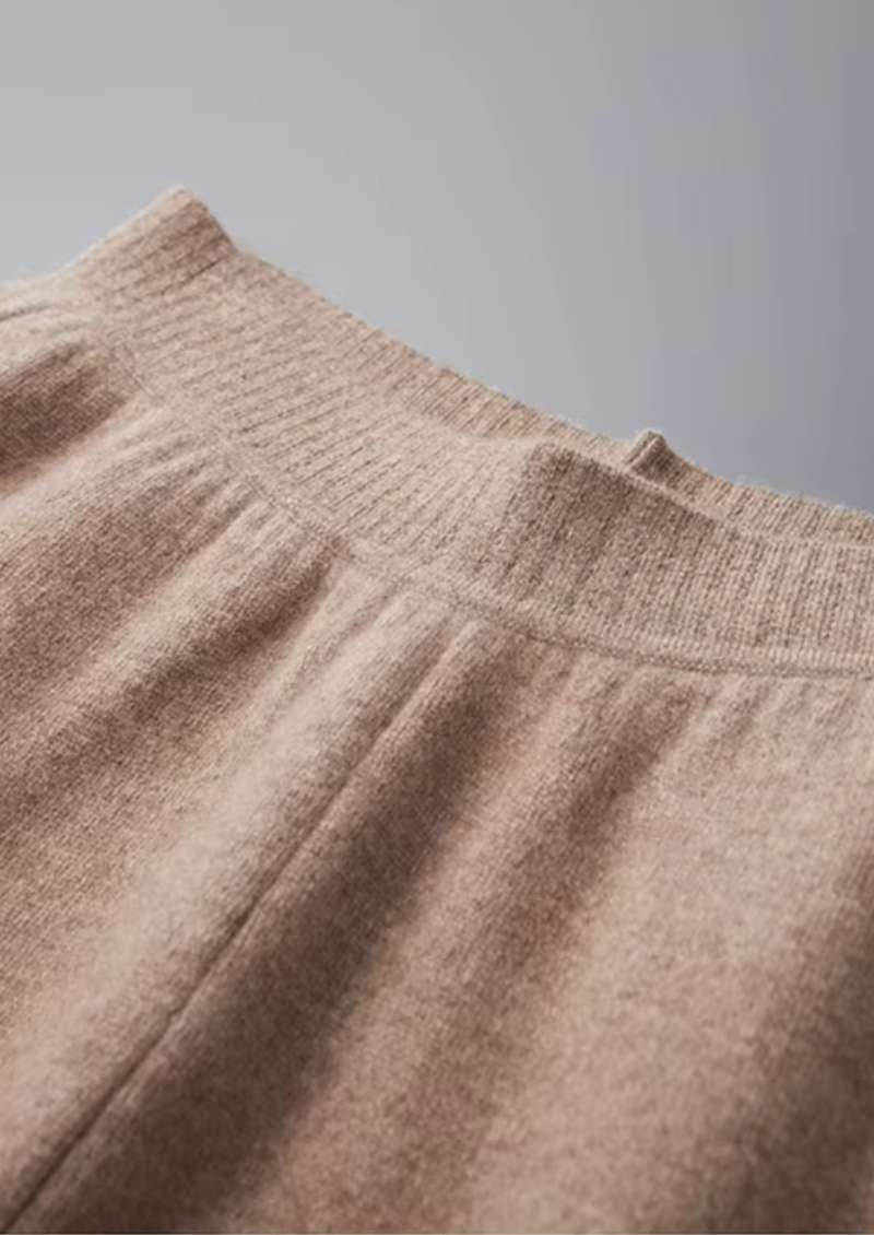 100% CASHMERE STRAIGHT TROUSERS