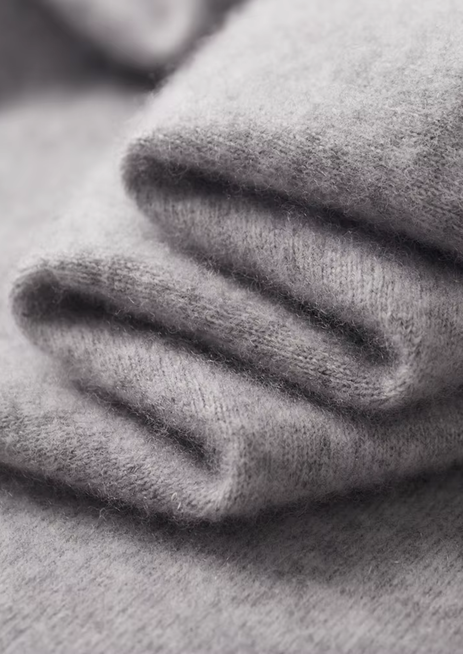 100% CASHMERE Performance Wear