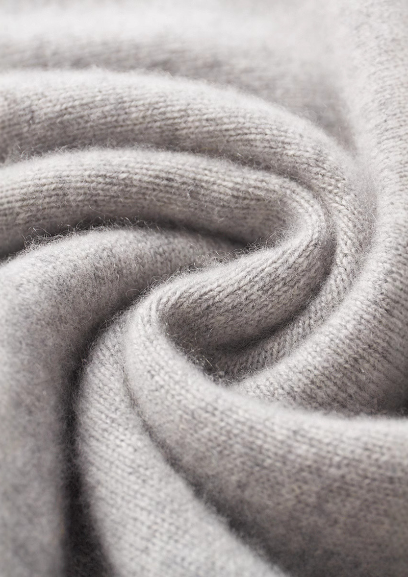 100% CASHMERE MOCKNECK SWEATER