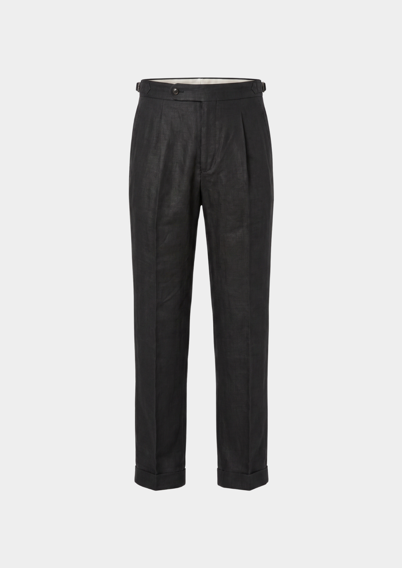 N°04 · Onyx & Charcoal