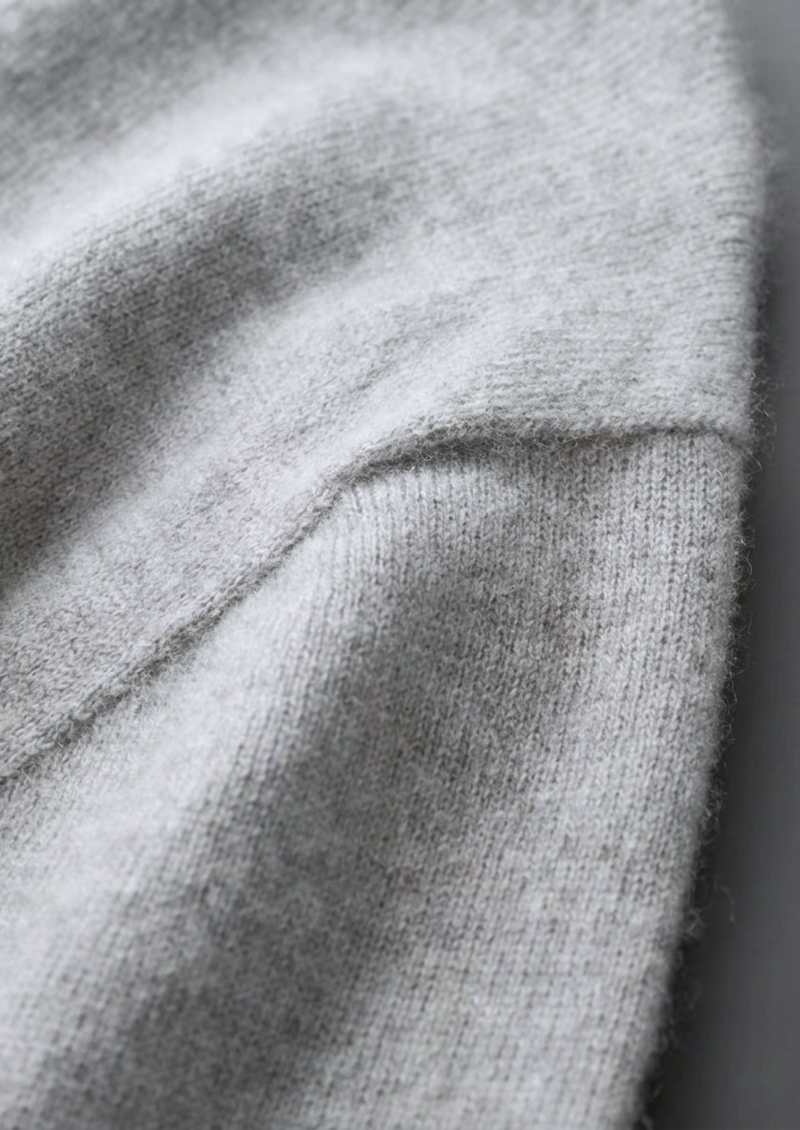 100% CASHMERE CLASSIC CREWNECK T-SHIRT