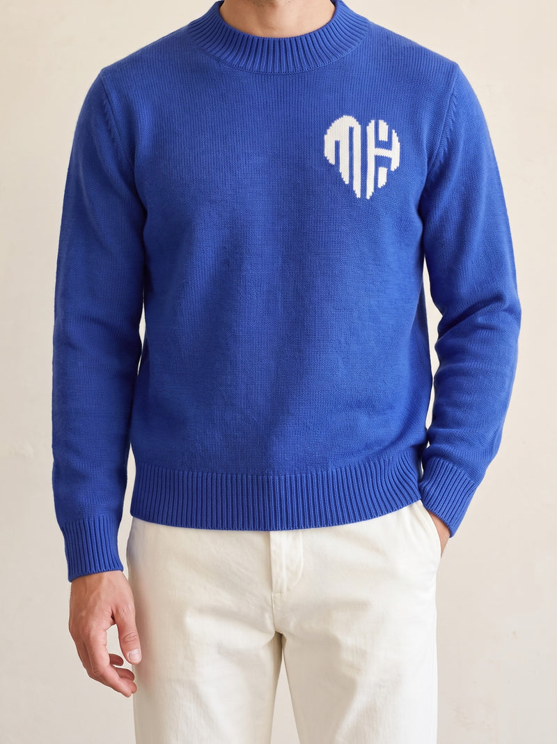 100% Cashmere Heart Sweater – Blue lifestyle