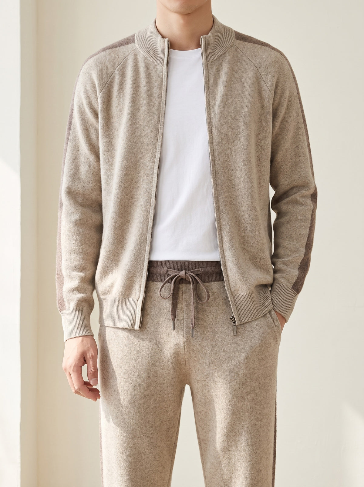 100% Cashmere Leisure Tracksuit – Sand lifestyle