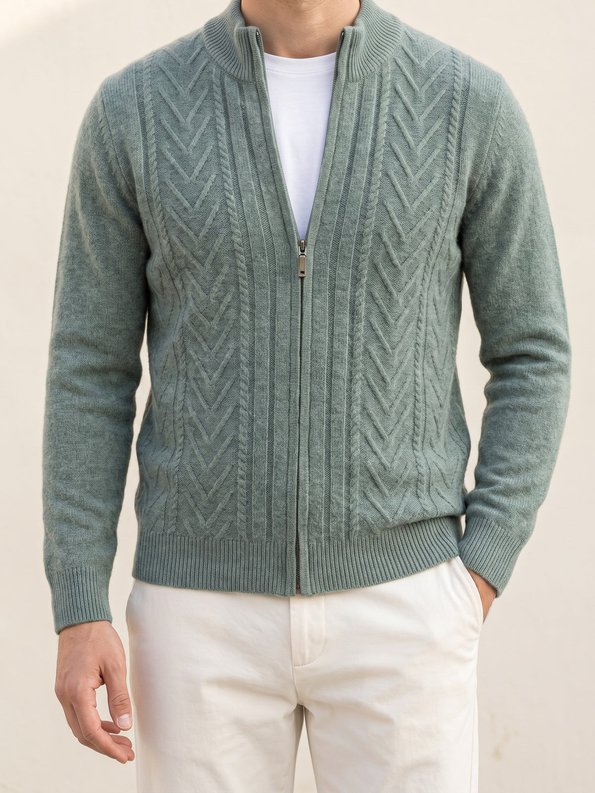 100% Cashmere Pattern Vest – Mint lifestyle