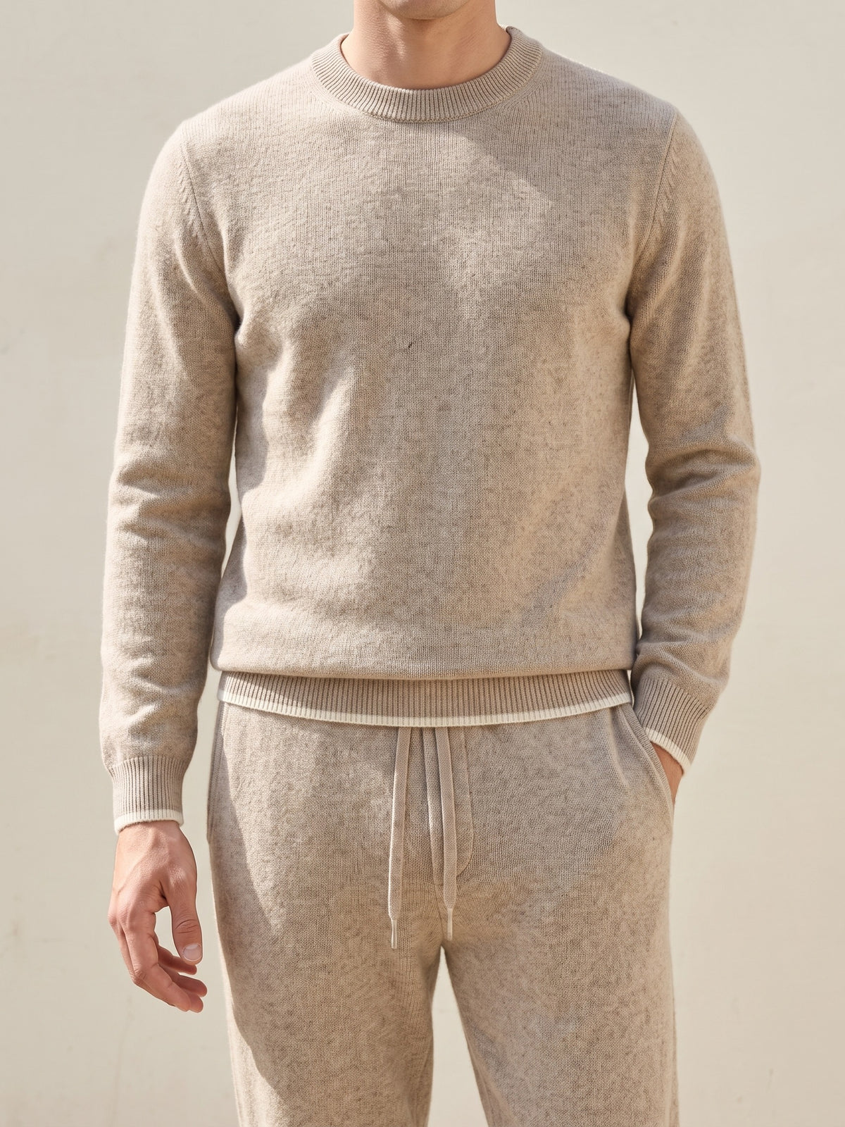 100% Cashmere Performance Wear – Camel lifestyle
