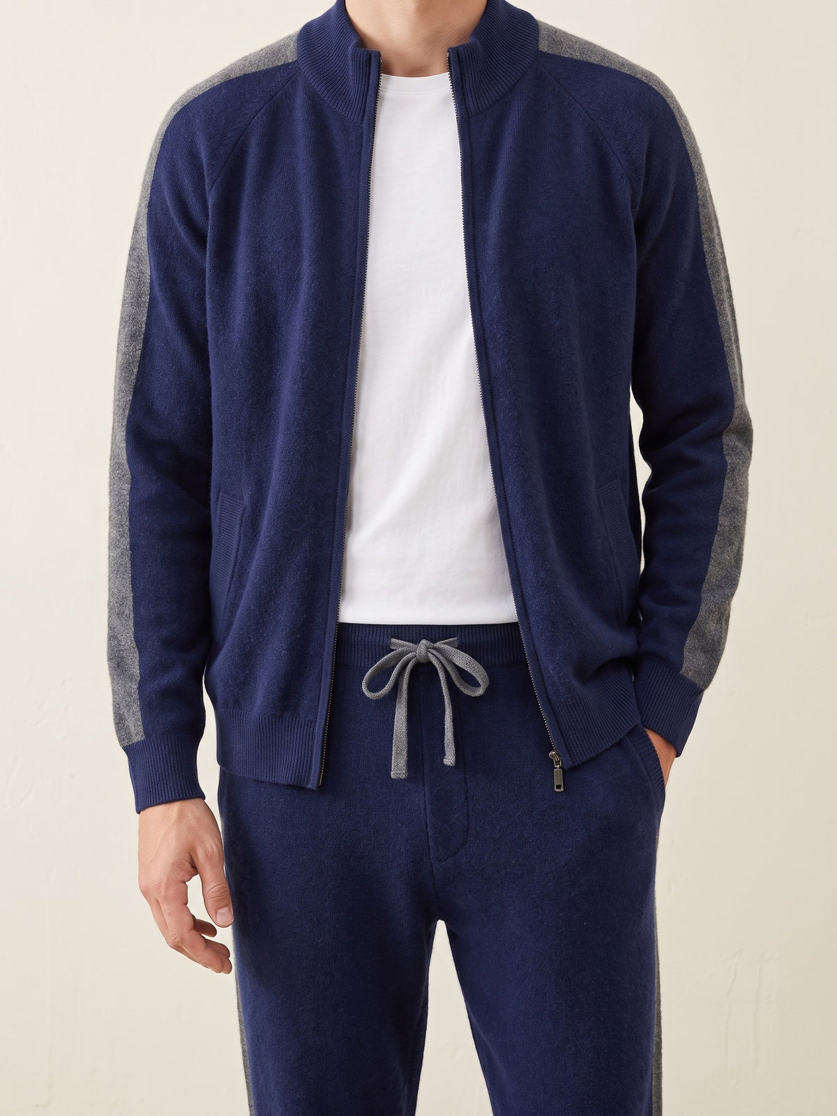 100% Cashmere Performance Wear V2 – Blue lifestyle