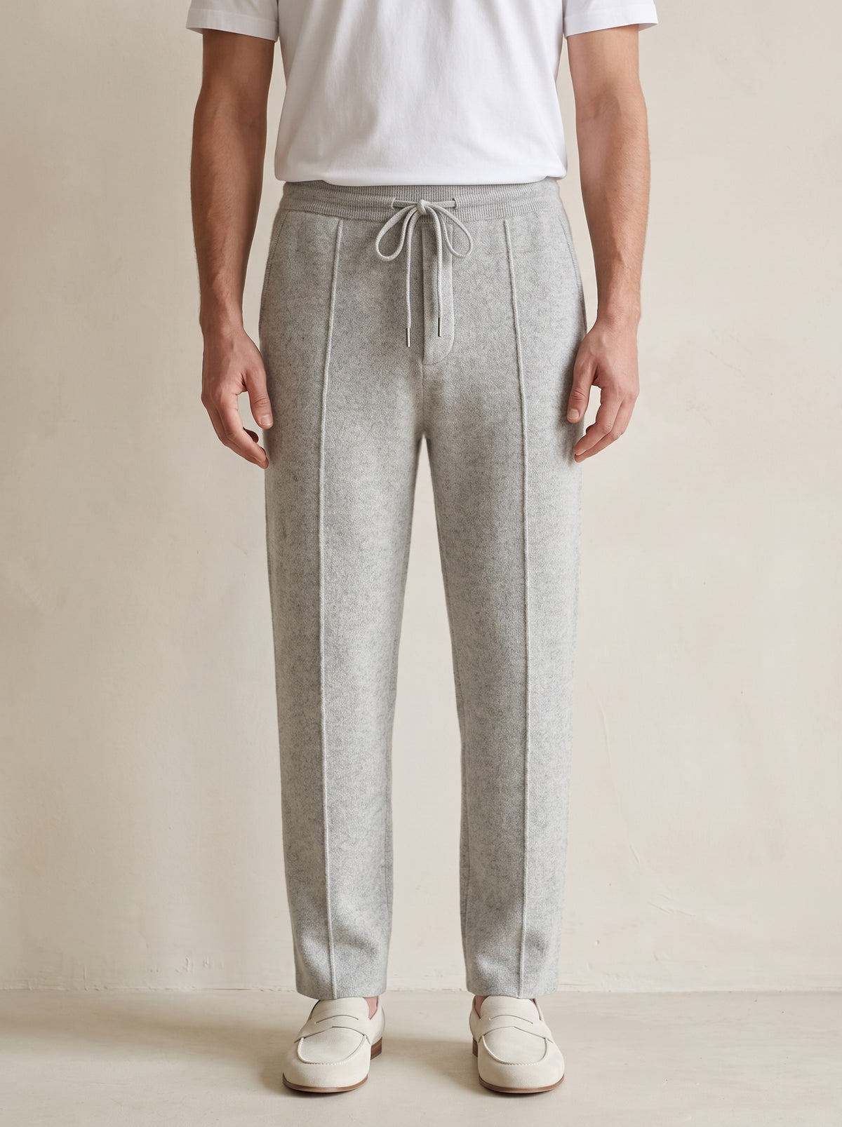 100% Cashmere Trousers – Light Gray lifestyle