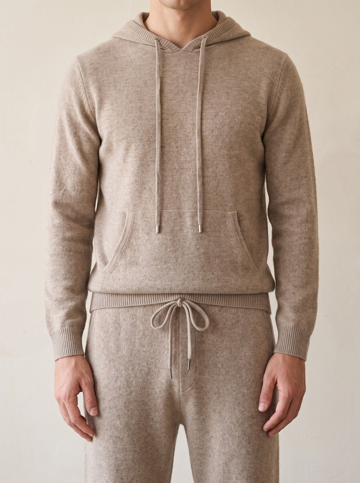 100% Merino Wool Savro Tracksuit – Beige lifestyle