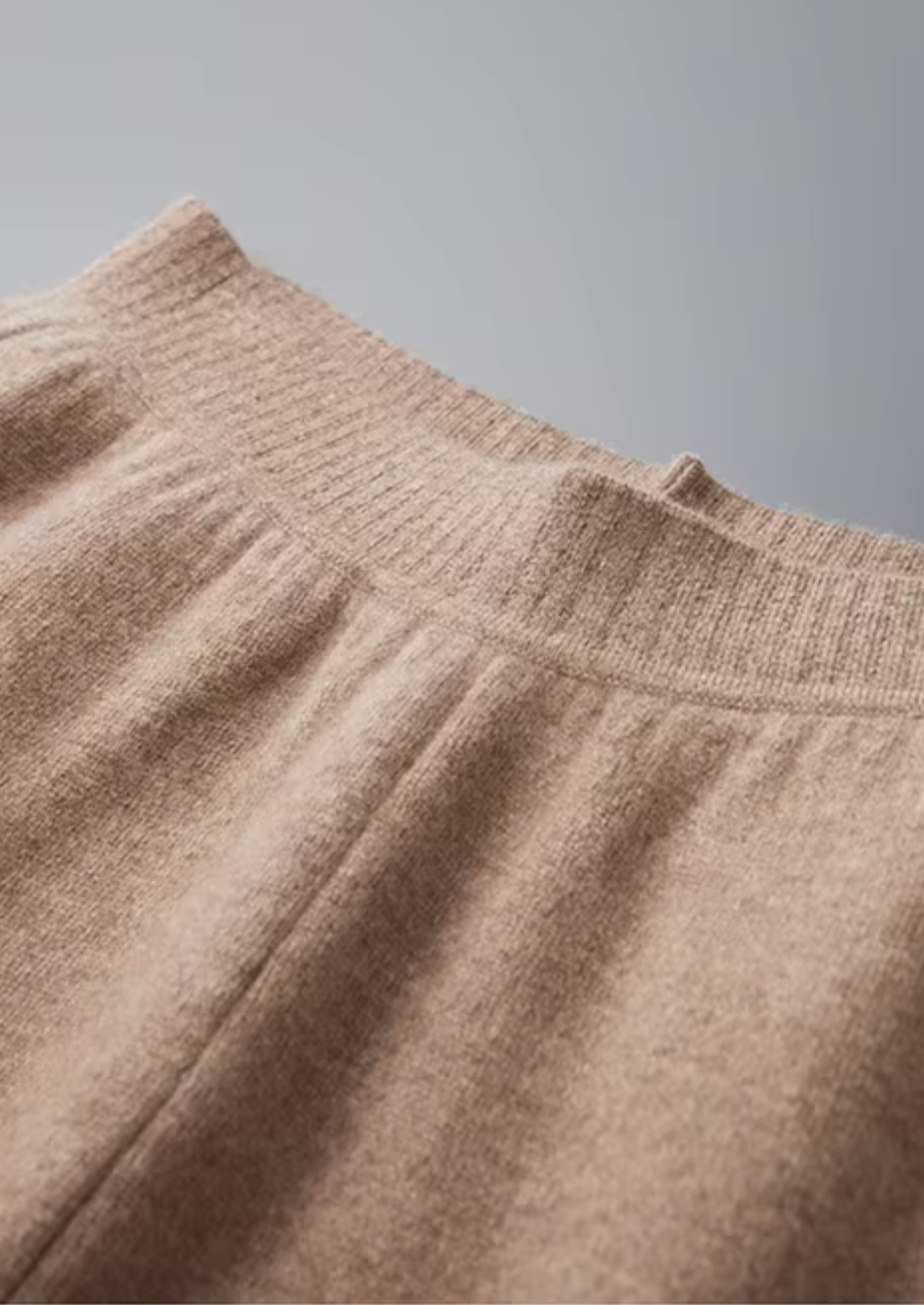 100% CASHMERE STRAIGHT TROUSERS