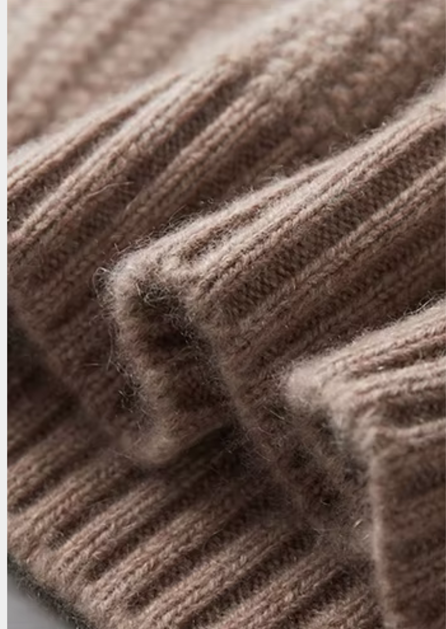 100% CASHMERE HEAVYWEIGHT CREWNECK