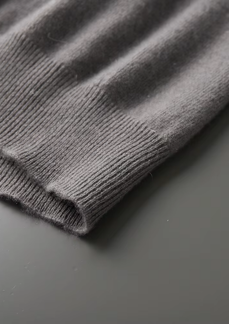 100% CASHMERE MOCK NECK T-SHIRT