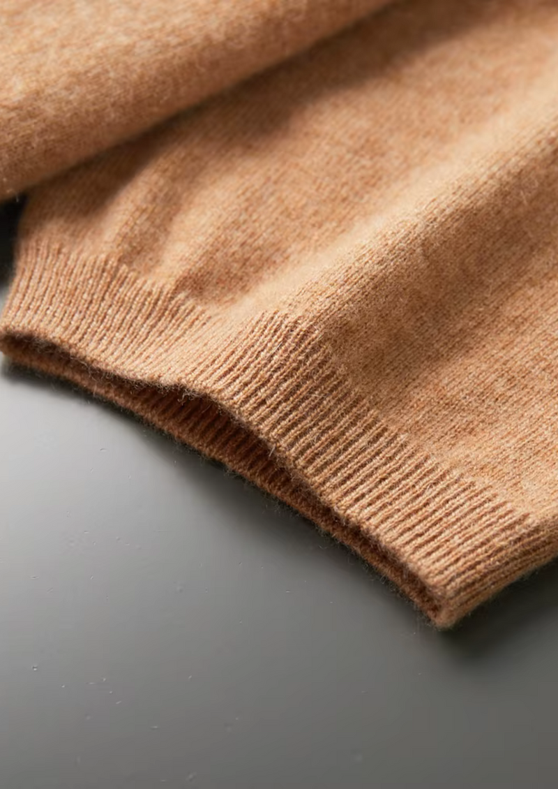 100% CASHMERE CLASSIC CREWNECK T-SHIRT