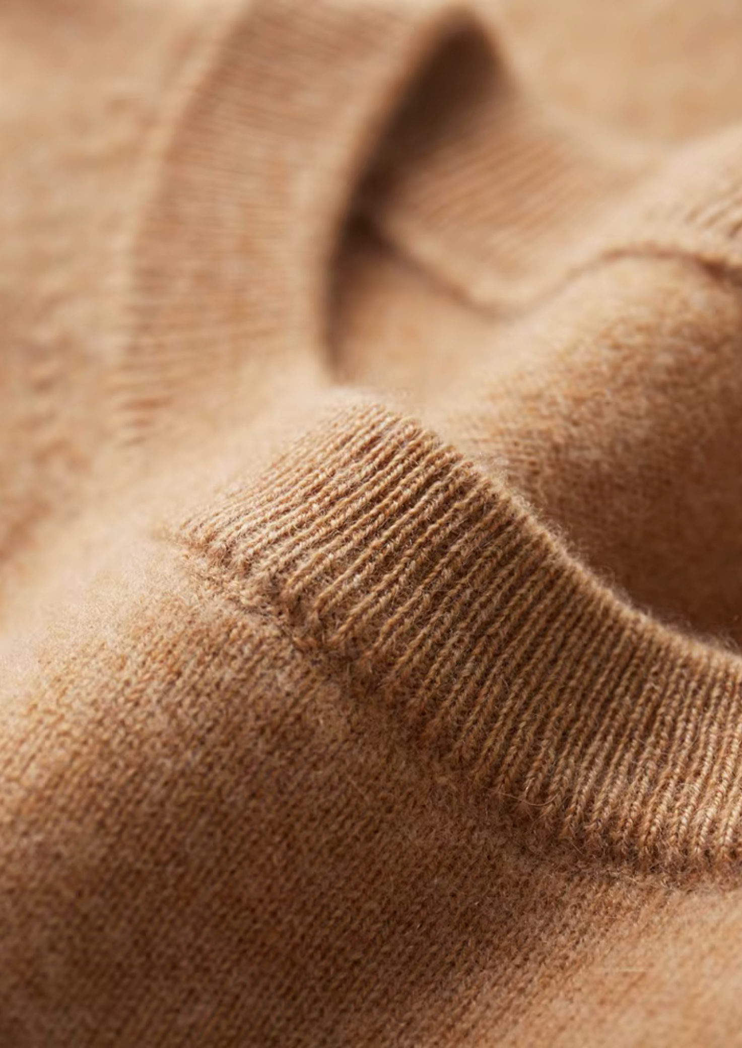 100% CASHMERE CLASSIC CREWNECK T-SHIRT
