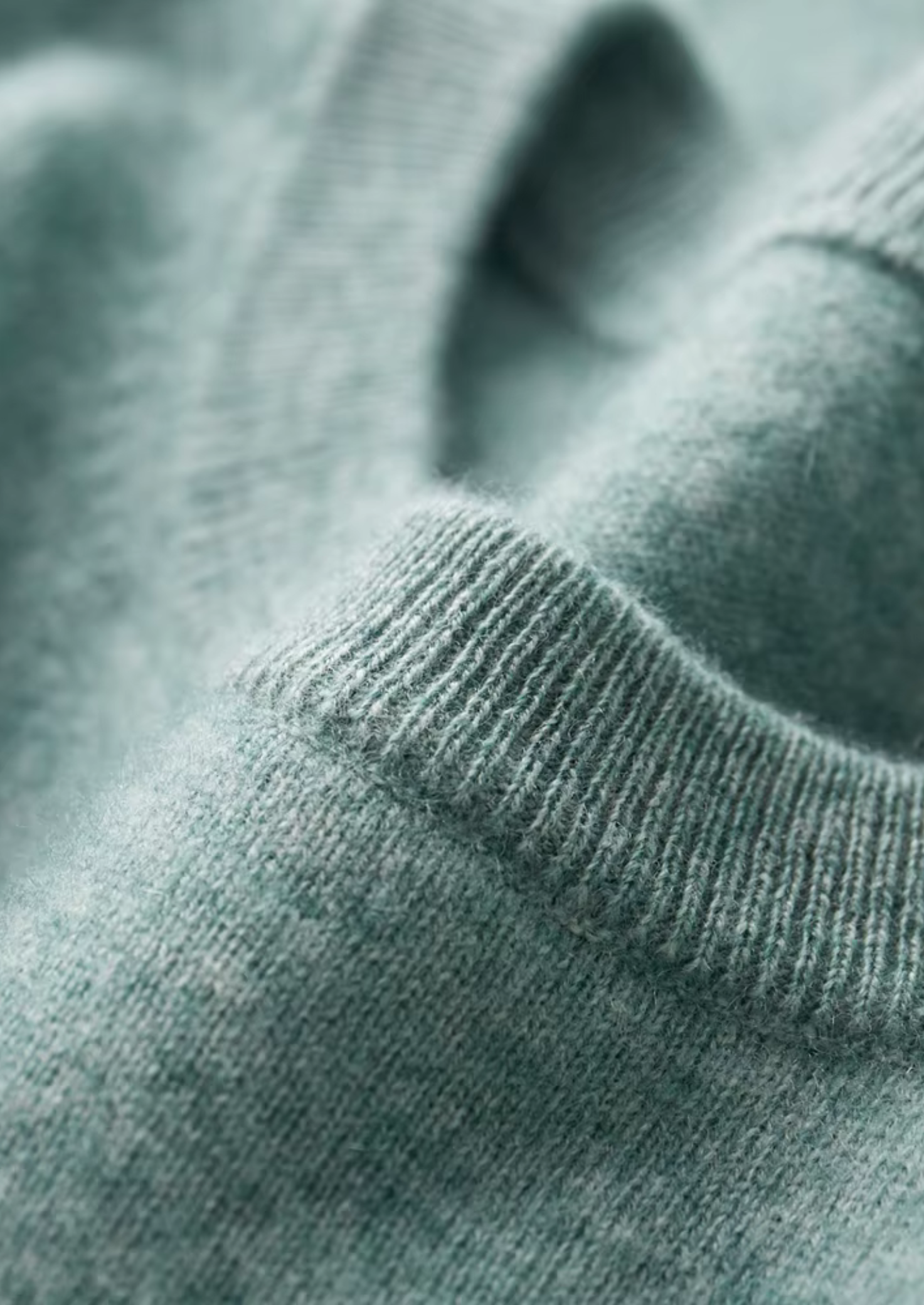 N°03 · Sage & Espresso