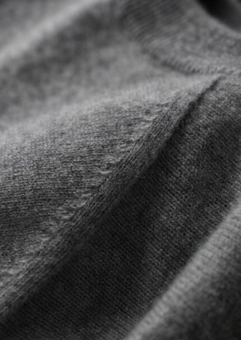 100% CASHMERE CLASSIC CREWNECK T-SHIRT