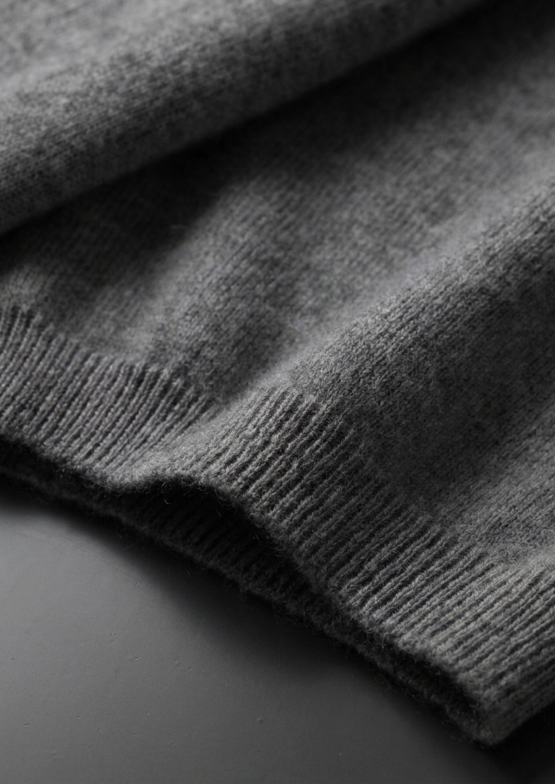 100% CASHMERE CLASSIC CREWNECK T-SHIRT