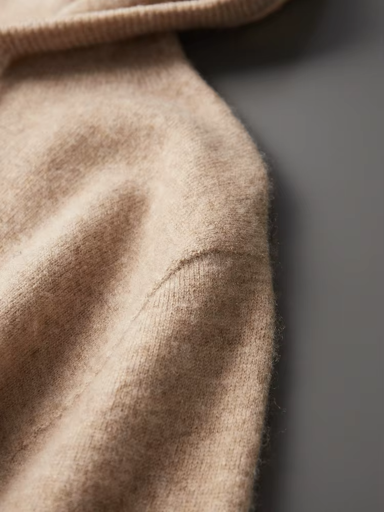 100% CASHMERE HOODED SWEATER