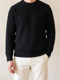 100% Cashmere Heavyweight Crewneck – Black lifestyle
