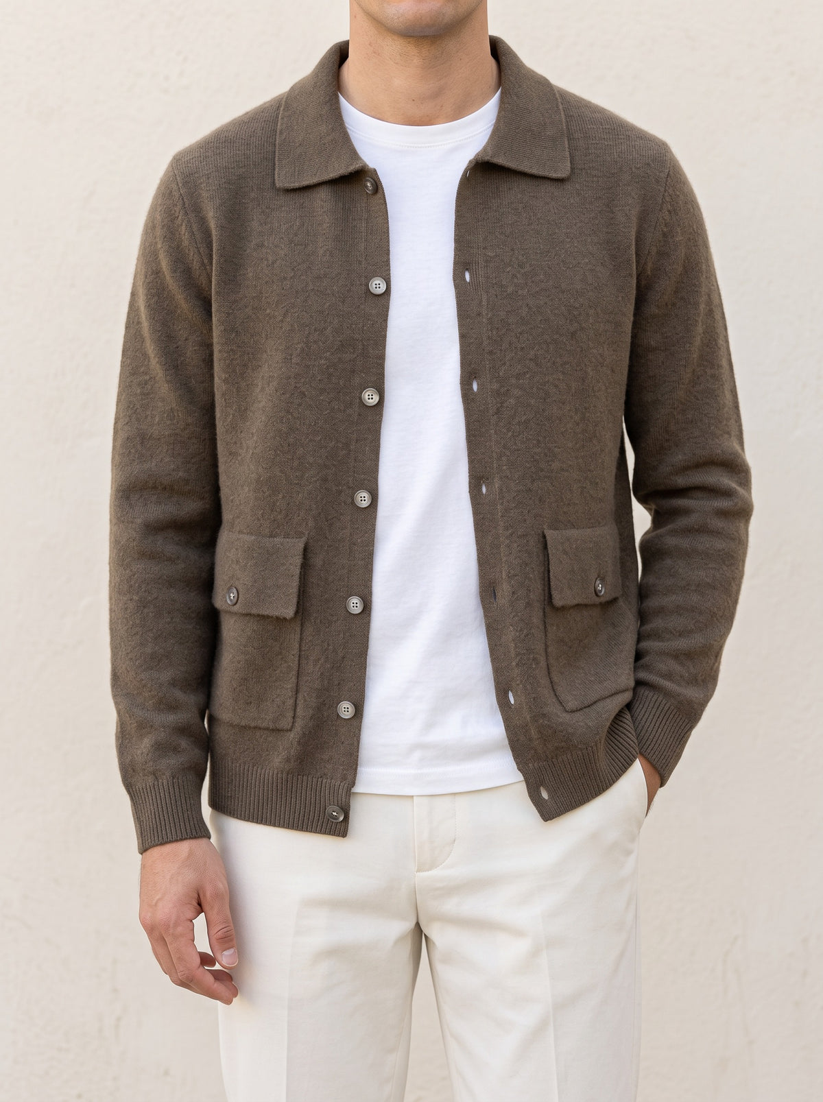 100% Cashmere Jacket – Green lifestyle