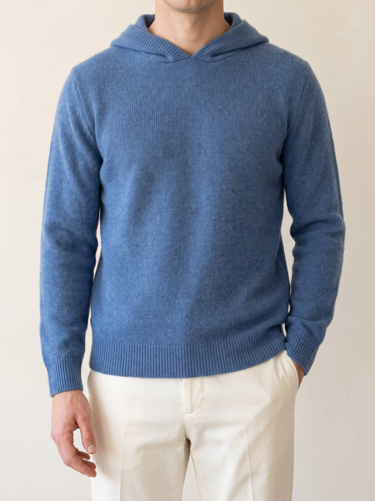100% Cashmere Leisure Hoodie – Blue lifestyle