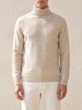 100% Cashmere Turtleneck – Beige lifestyle