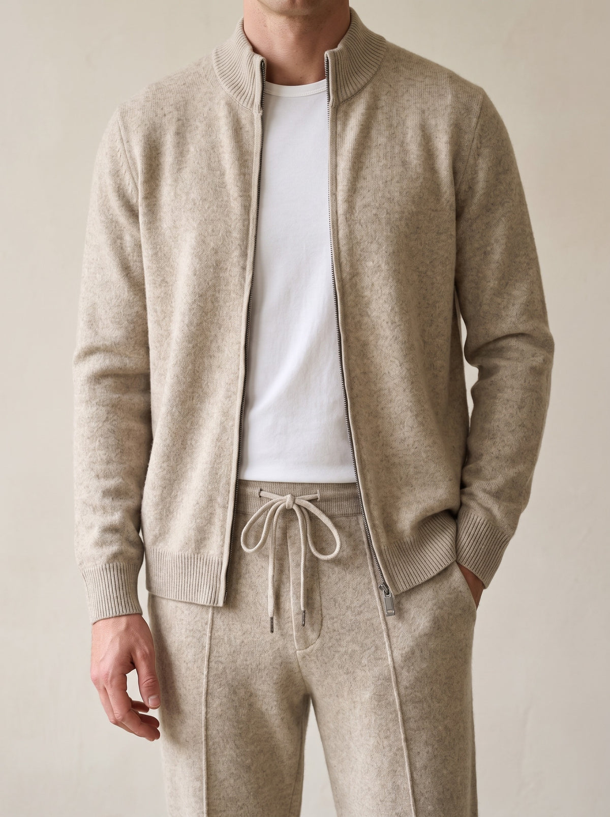 100% Merino Wool Tracksuit V2 – Beige lifestyle